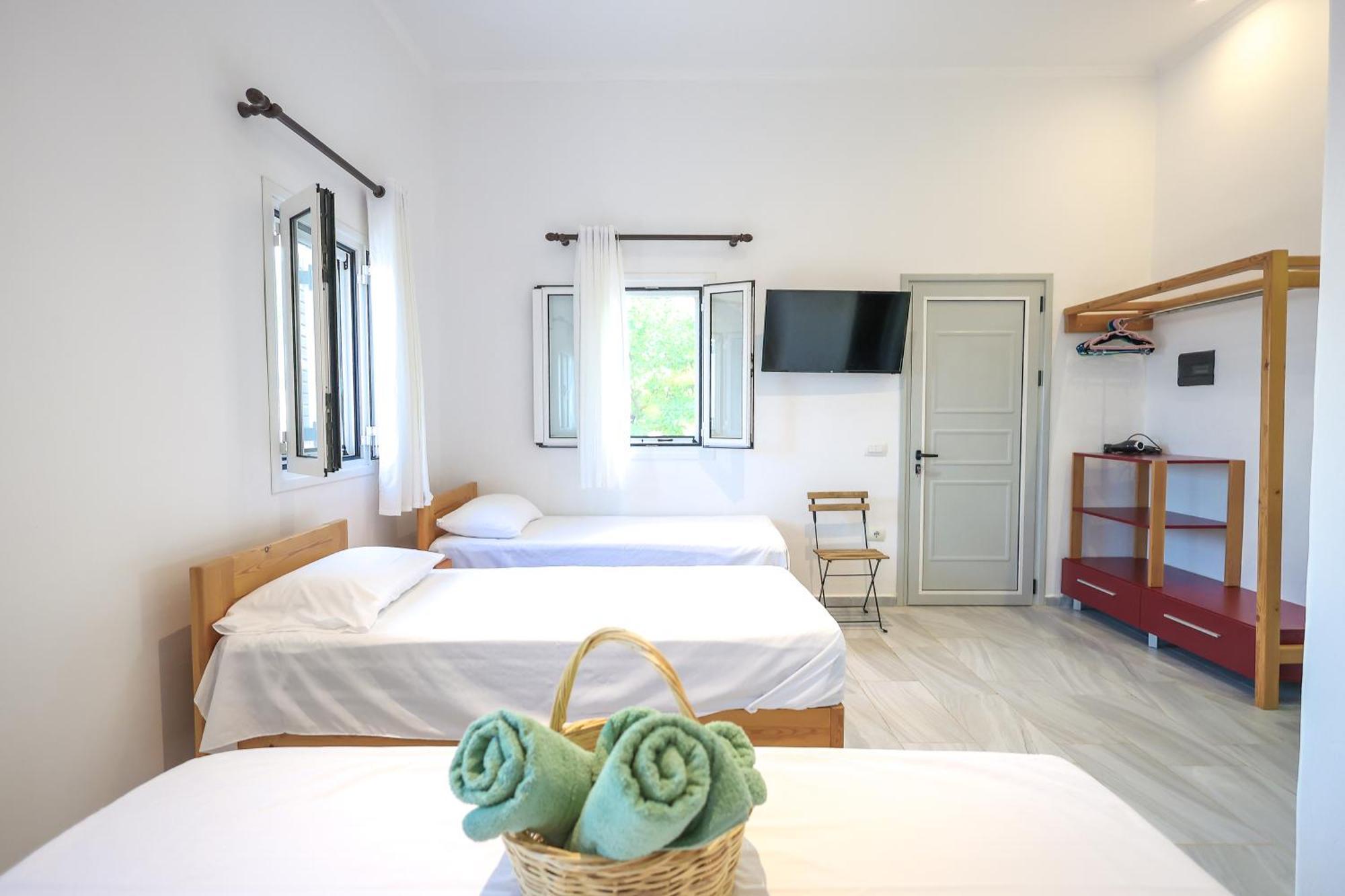 Casablanca Rooms Dhërmi Esterno foto
